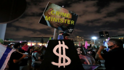 Israel protests: Tens of thousands demand Netanyahu to resign