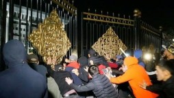 Kyrgyzstan: Opposition Claims To Seize Power After Attack On Govt Buildings