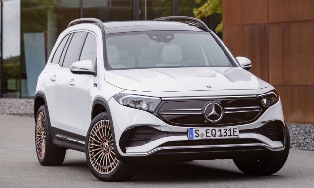 Mercedes-Benz recalls 324,000 vehicles over engine issue