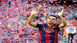 Xavi unveiled as Barcelona coach to fans at Camp Nou