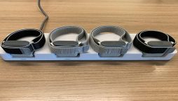 Parkinson's disease: A vibration device may aid with resting tremors