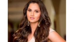 Sania Mirza looks like a sight for sore eyes in monochromatic picture
