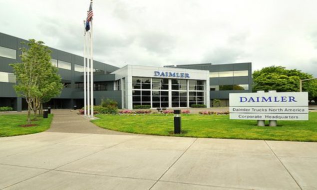 Daimler Truck rolls into stock market after Mercedes split