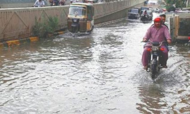 Rain emergency declared in Karachi after first winter shower