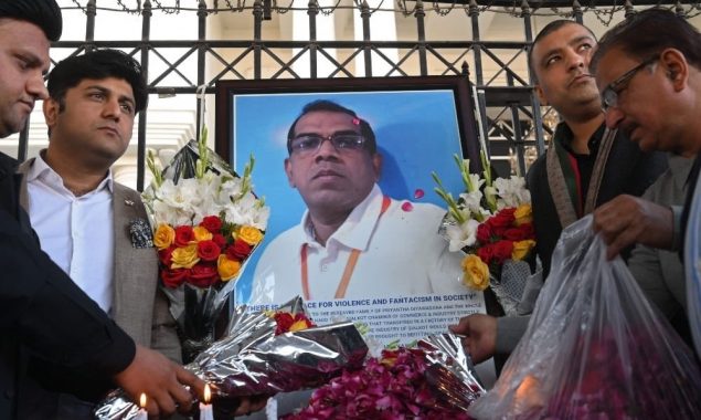 PM appreciates Sialkot businessmen for sending money to  Kumara’s widow