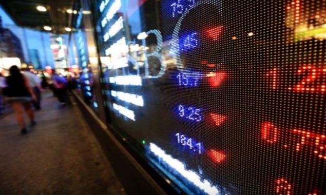 Markets get 2022 off to largely positive start in thinned trade