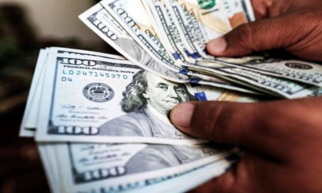 Dollar rebounds against rupee on import payment demand