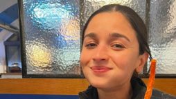 Alia Bhatt celebrates Gangubai Kathiawadi 100 cr club with burger and fries