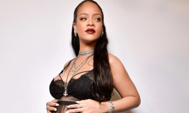 Pregnant Rihanna shares her throwback pictures as a national hero