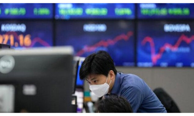 Asian markets fall on China growth concerns
