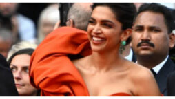 5 gorgeous ensembles by Deepika Padukone that suggest “orange” will always be the new black