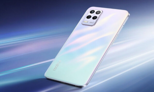 Realme expands its smartphone range ,launches tablet in EU