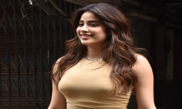 Janhvi Kapoor dances on Rekha’s ‘In Ankhon ki Masti’ in a new Instagram video