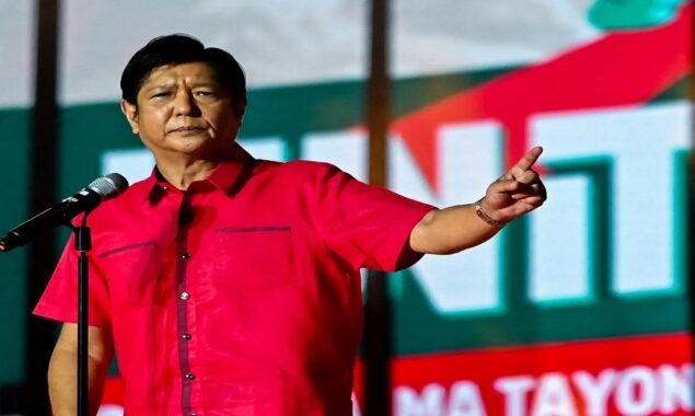 Xi Jinping phones Marcos and encourages him to “keep the friendship between the Philippines and China going.”