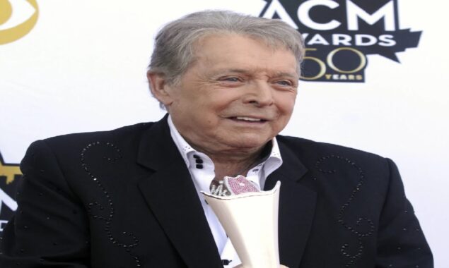 Mickey Gilley, country boy, Texas honky tonk dies