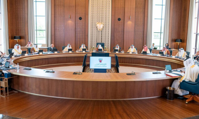 Bahrain changes 17 in biggest ever cabinet reshuffle