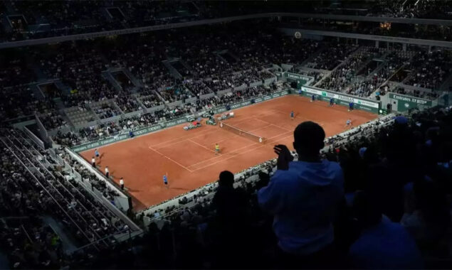 ‘No miracle solution’ as French Open insists night sessions will stay