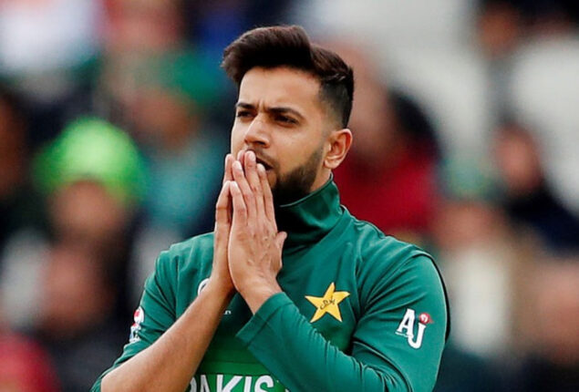 Imad Wasim lashes out at national selectors for not including him in squad