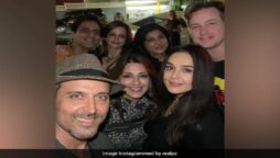 Reunion of Sonali Bendre, Preity Zinta, Sussanne Khan, and Hrithik Roshan