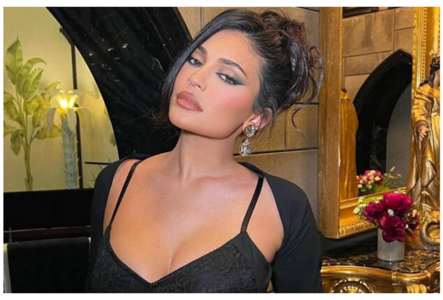 Kylie Jenner blocked fan to label her beauty ‘surgery’