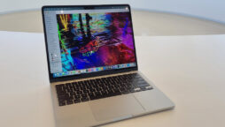 Apple M2 MacBook Air Price in Pakistan
