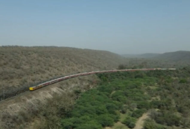 Awesome View: Train passes through Rajasthan’s Dara Ghats