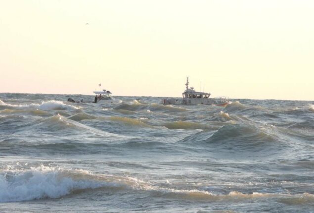 Child, 7, drowns in Lake Michigan, while a father is missing nearby
