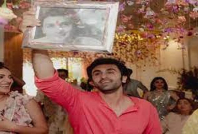 Ranbir Kapoor REVEALS father Rishi Kapoor wanted him & Alia Bhatt to ‘Go & get married’