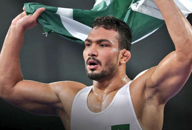 Inam Butt wins yet another medal for Pakistan at CWG 2022
