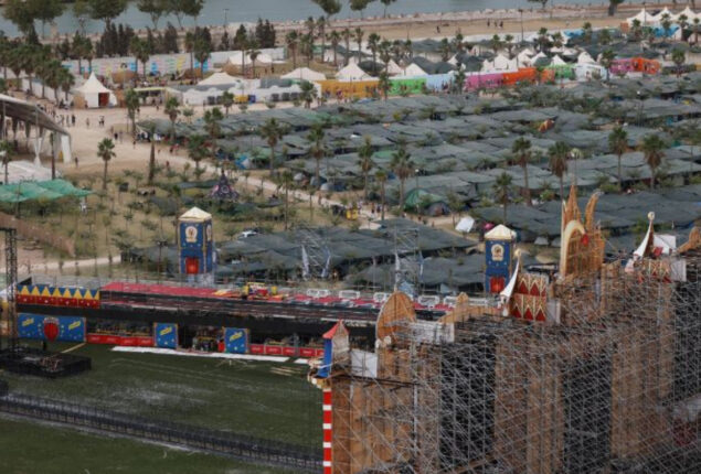 Spanish music festival stage collapse, 17 people injuries