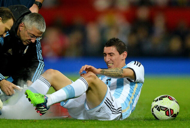 Angel Di Maria suffered thigh injury on his Juventus debut, club said