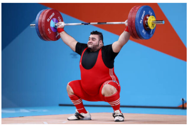 Nooh Dastagir brings first gold medal for Pakistan in Commonwealth Games 2022