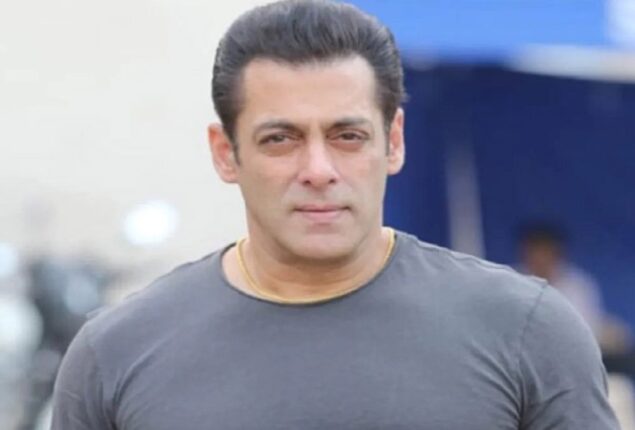 Salman Khan is dubbed moody by Abbas-Mustan