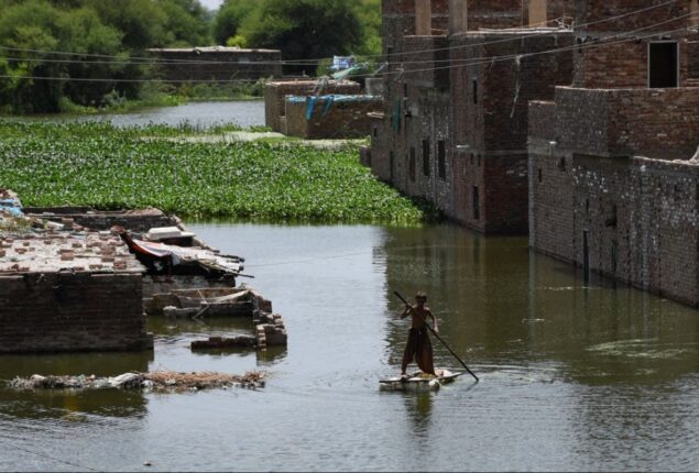 Pakistan to face $1.5bn losses from floods each year: ADB report