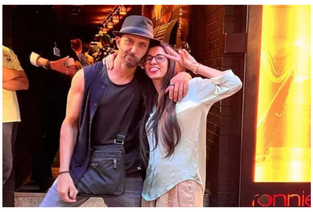 Hrithik Roshan shares a pic with girlfriend Saba Azad