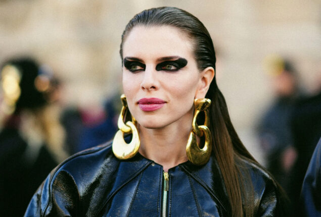 Julia Fox talks openly about getting Botox and liposuction