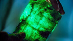 uncut emerald
