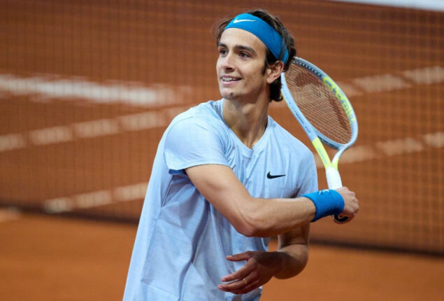 Paris Masters: Musetti defeats Ruud and advances to the quarterfinals