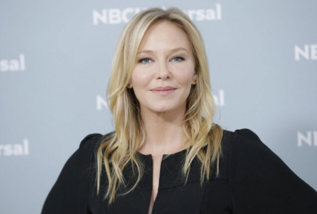 Kelli Giddish