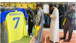 Saudis buy Ronaldo Tshirts