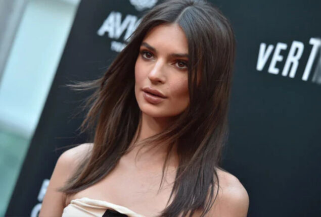 Emily Ratajkowski expresses disappointment after dating men