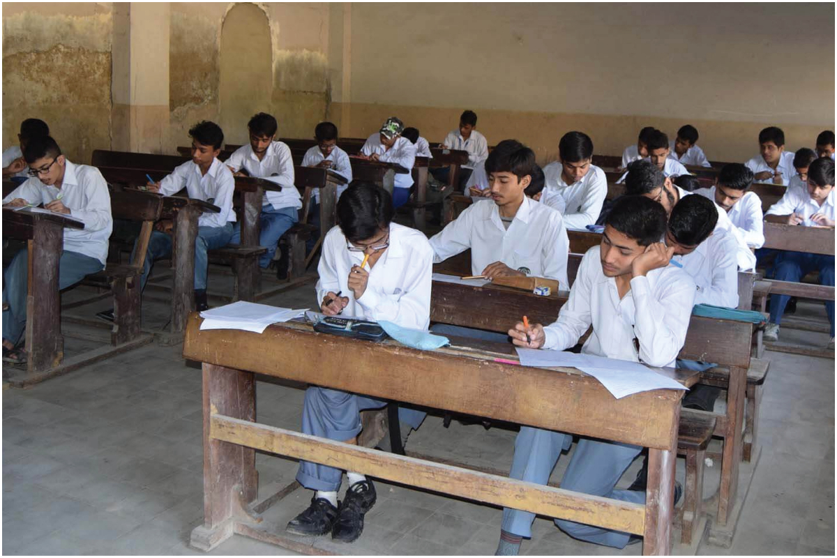 The collapse of colleges