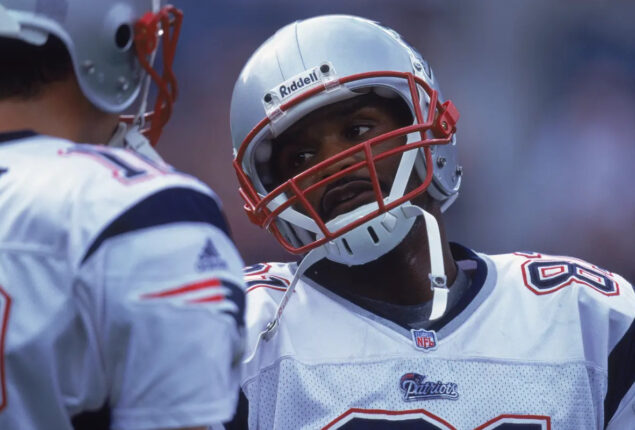 Ex-NFL star Charles Johnson died by suicide at age of 50
