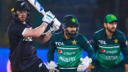 New Zealand beat Pakistan by 2 wickets, clinch the ODI series