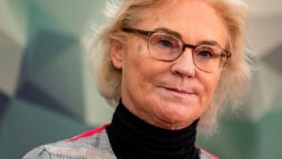 Christine Lambrecht resigns