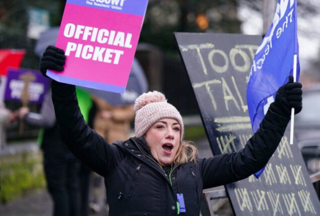 Teachers from NEU to strike over pay in England and Wales