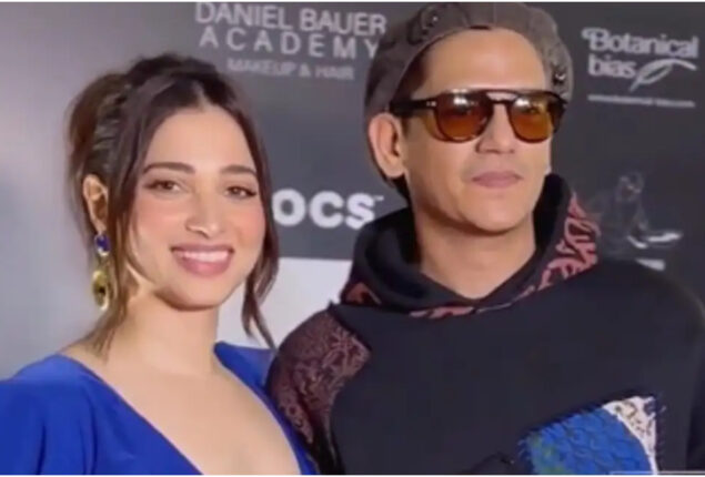 Tamannaah Bhatia and Vijay Varma smiled while posing together