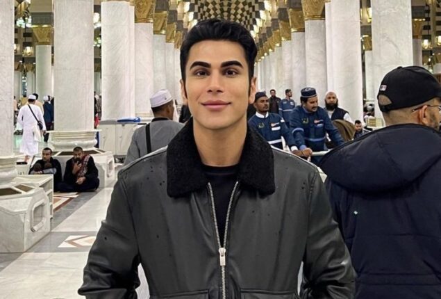 Ken Doll performs Umrah, see pictures