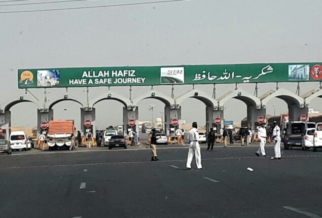 One killed, 20 injured as passenger coach overturns near Jamshoro