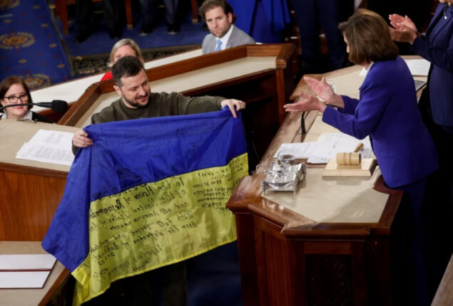 Ukraine hails excellent connection with France